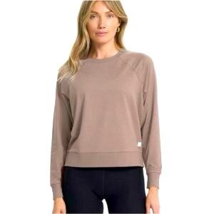 Vuori Cropped Sweatshirt (light pink) - size Medium